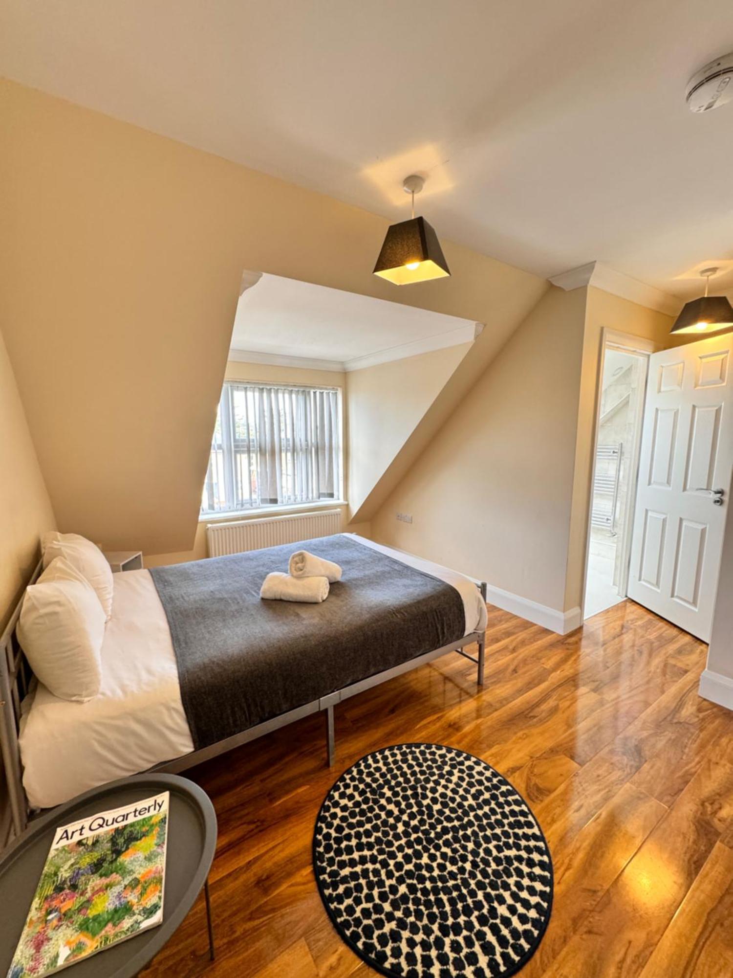 Relaxing Airport Rooms Stanwell Exteriér fotografie